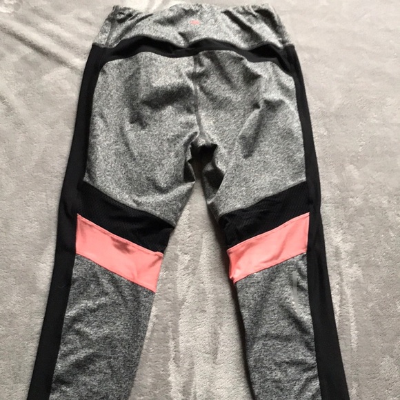 C&C California Fishnet Panel Leggings - Picture 5 of 5